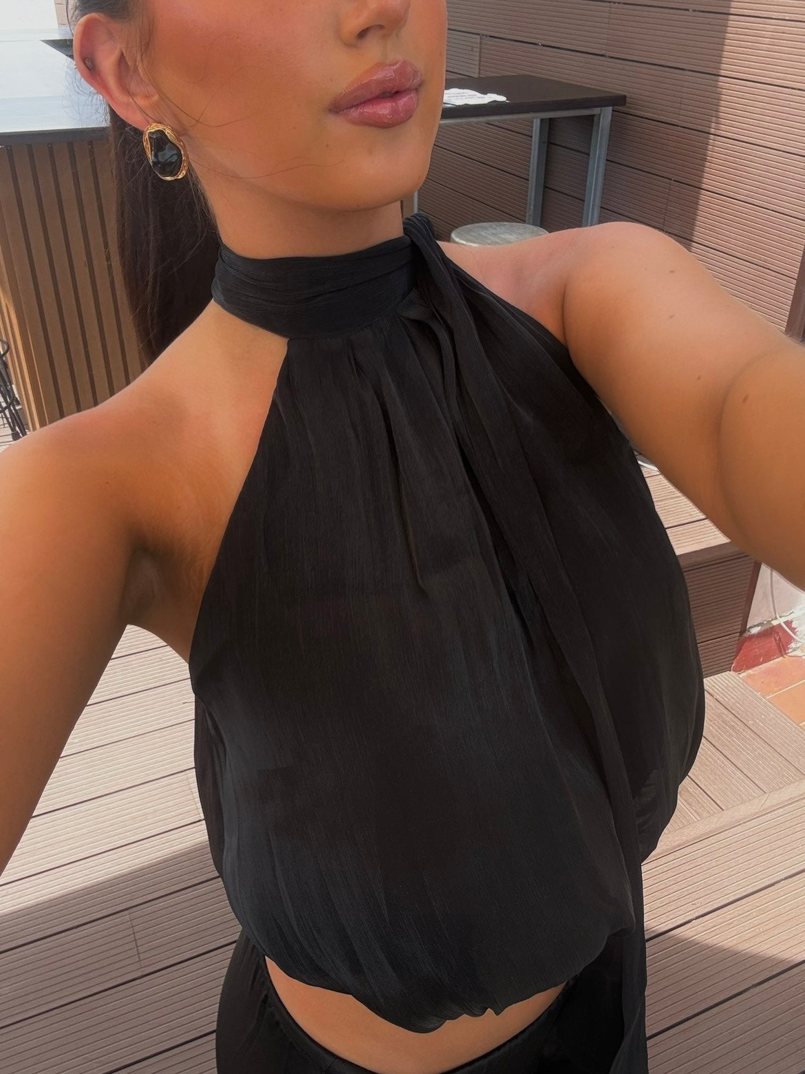 Tie neck bubble top